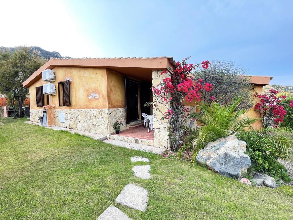 Villa Erika Castiadas Exterior foto